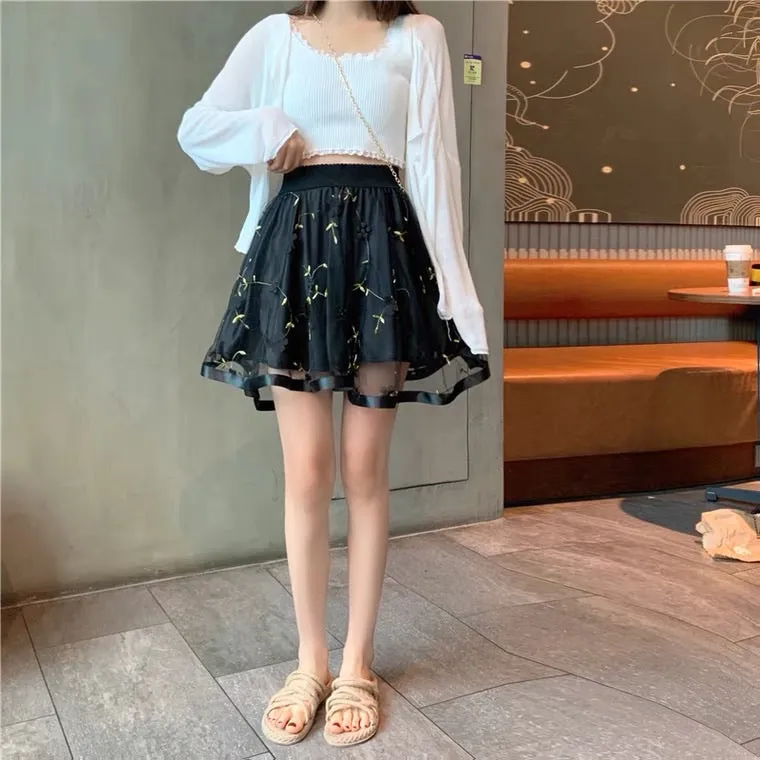 Sweet Flower Embroidery High Waist Skirt