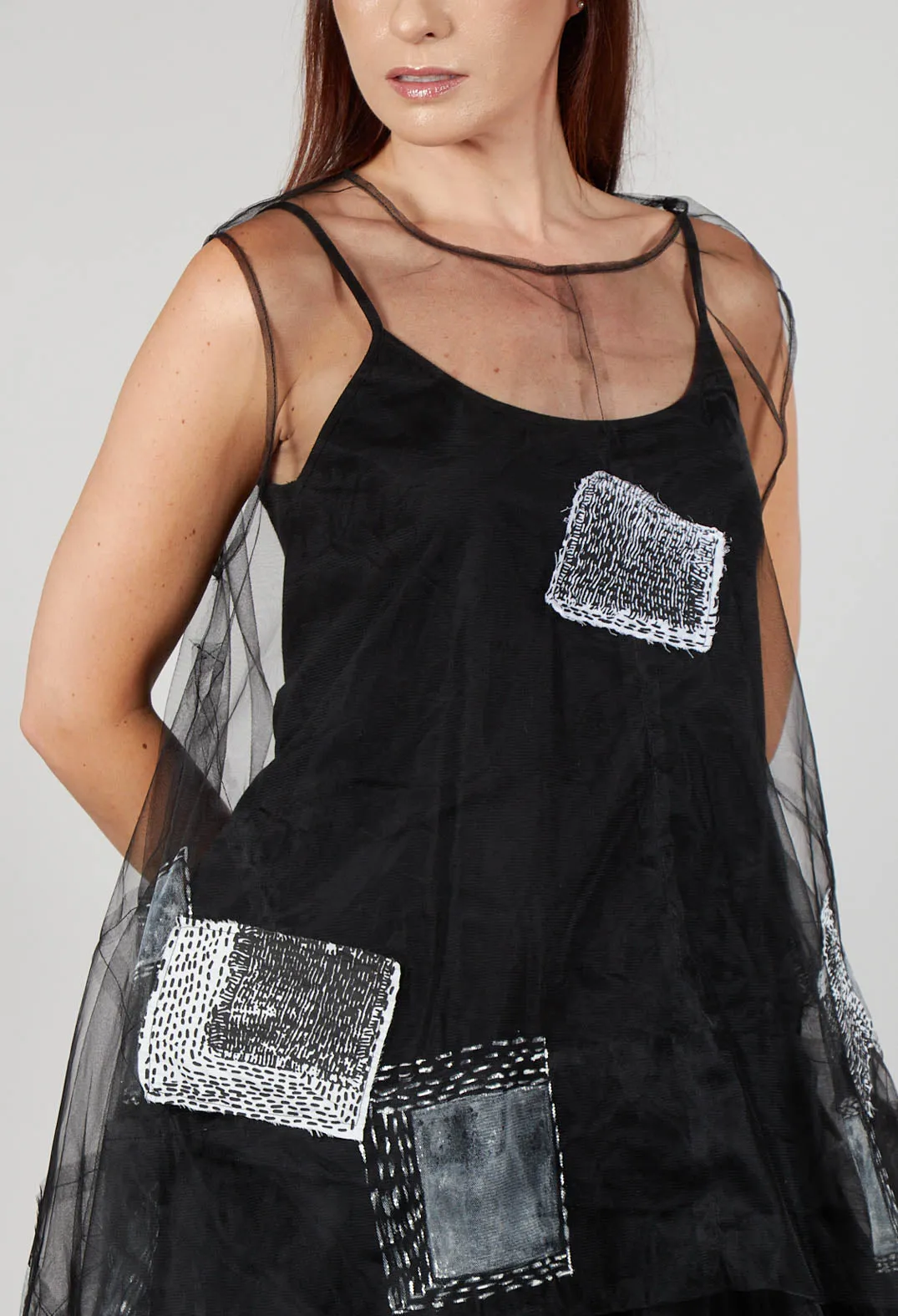 Black and White Patch Print Mesh Vest