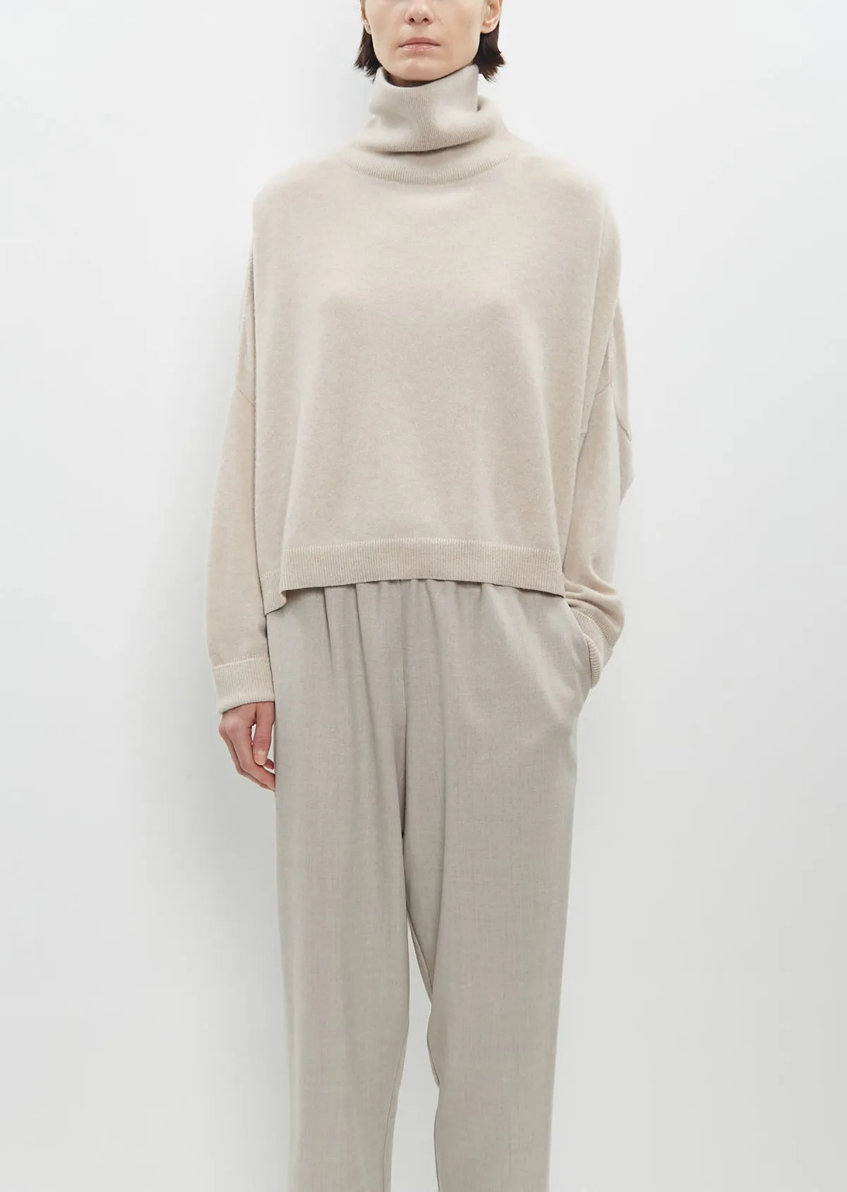 Cashmere Chunky Turtleneck Sweater