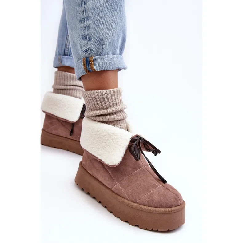 PS1 Olimuka beige snow boots with platform and sheepskin coat