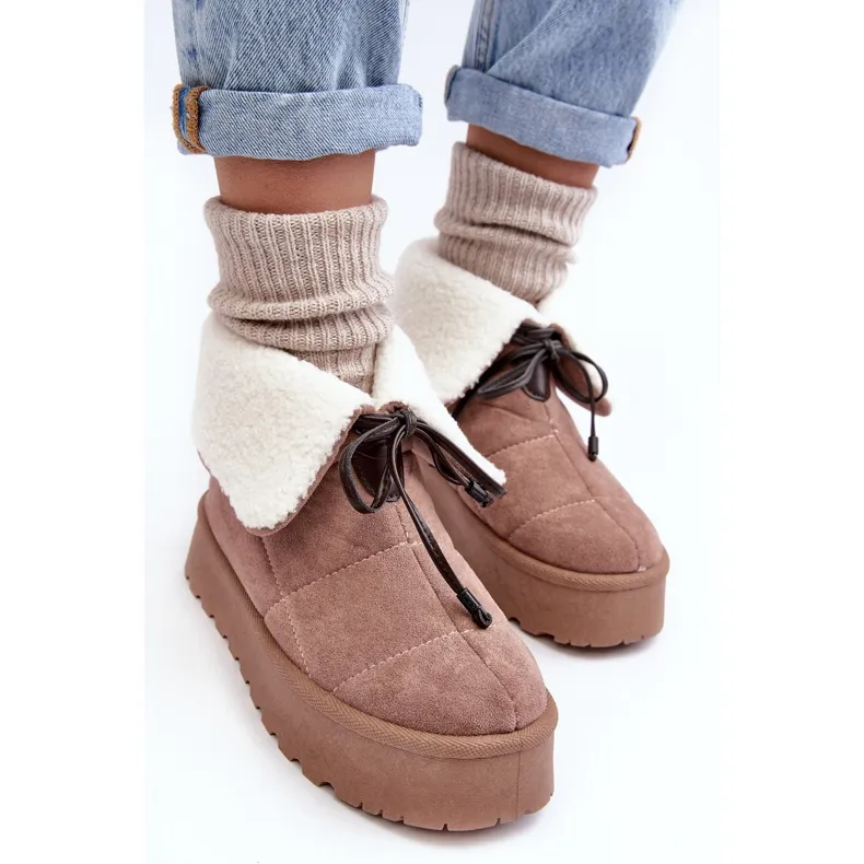 PS1 Olimuka beige snow boots with platform and sheepskin coat