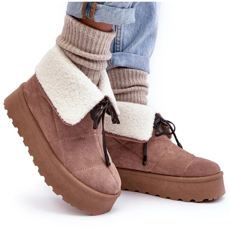 PS1 Olimuka beige snow boots with platform and sheepskin coat