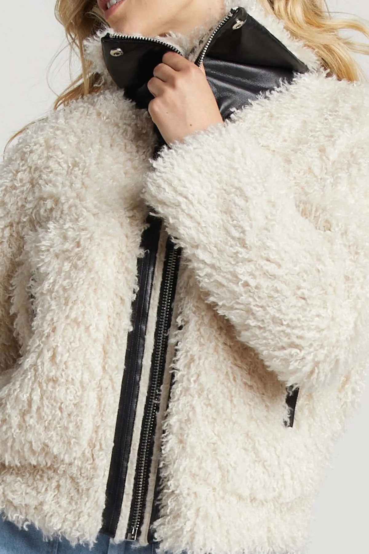 Short Magnolian Faux Fur Coat - Ivory