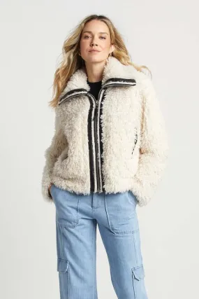 Short Magnolian Faux Fur Coat - Ivory