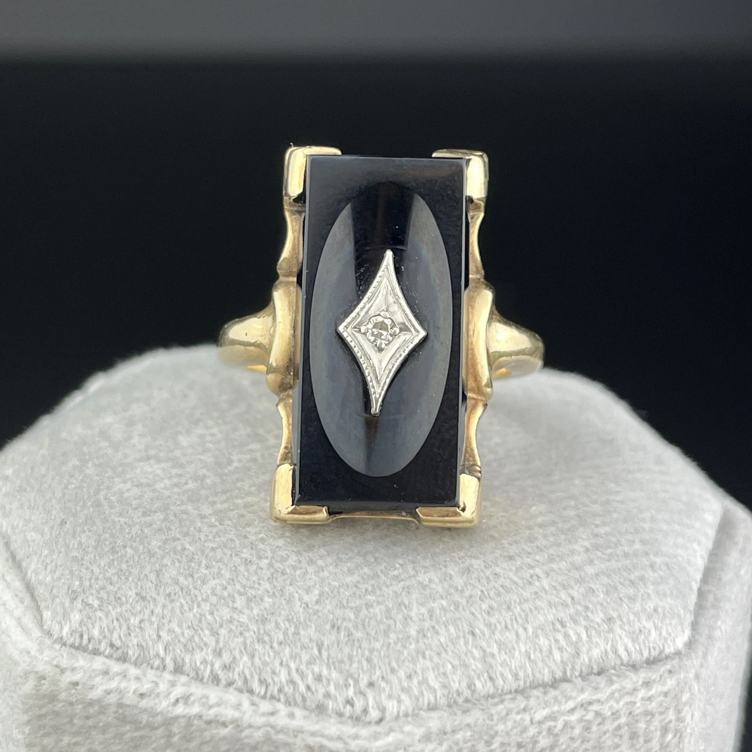 Size 5.5 Vintage Art Deco Black Onyx Diamond Ring